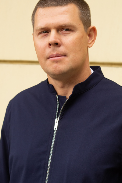 Бомбер I’M BRAIN темно-синий на замке